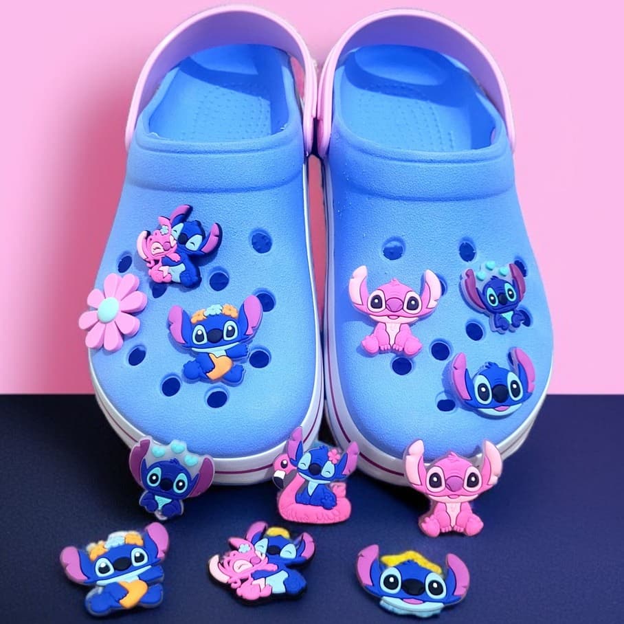 Sandalia Babuche Fachetado Femenino + 4 Bottons Adulto Infantil Menina personagem Sticth Azul