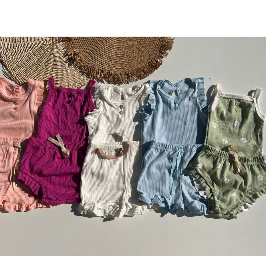 Kit 4 pecas, Conjunto VALENTINA fru fru menina bebê verão infantil bermuda e blusa ou body P ao 8