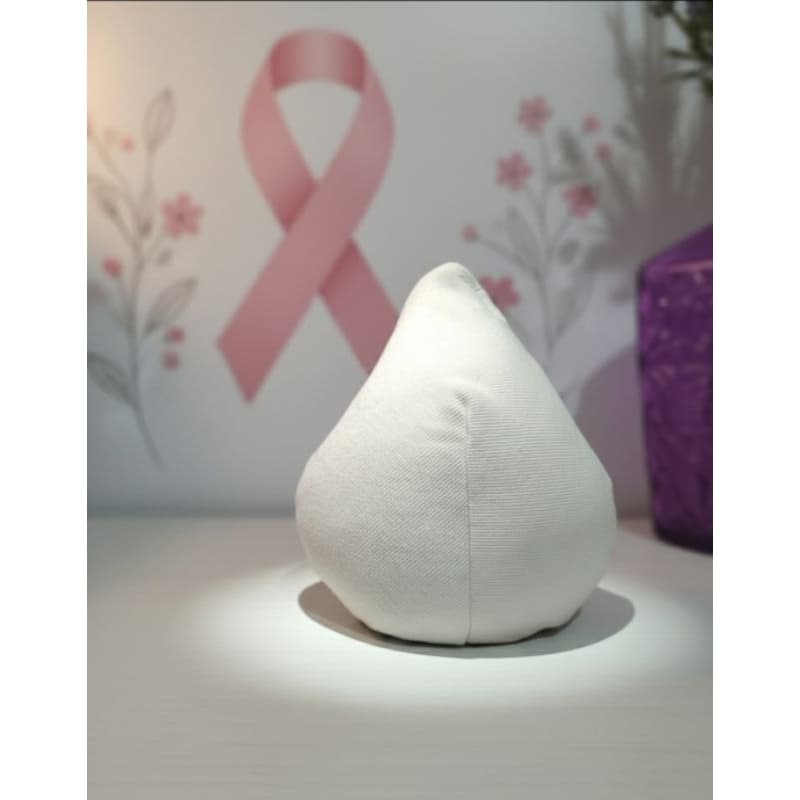 Prótese mamária externa pós mastectomia feita com sementes formato gota