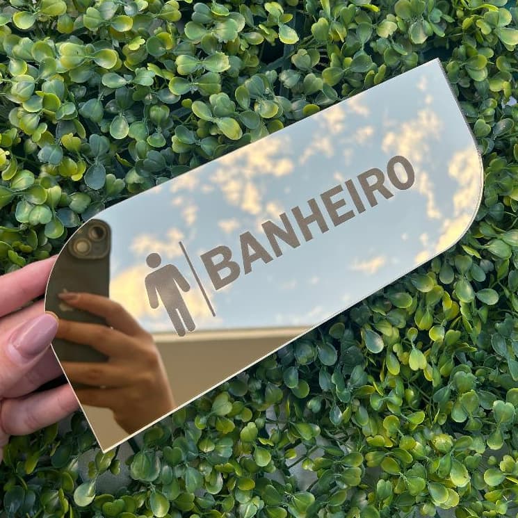 Placa Sinalização Banheiro Wc Acrílico Espelhado Feminino Masculino Salão Clinica Studio Estética