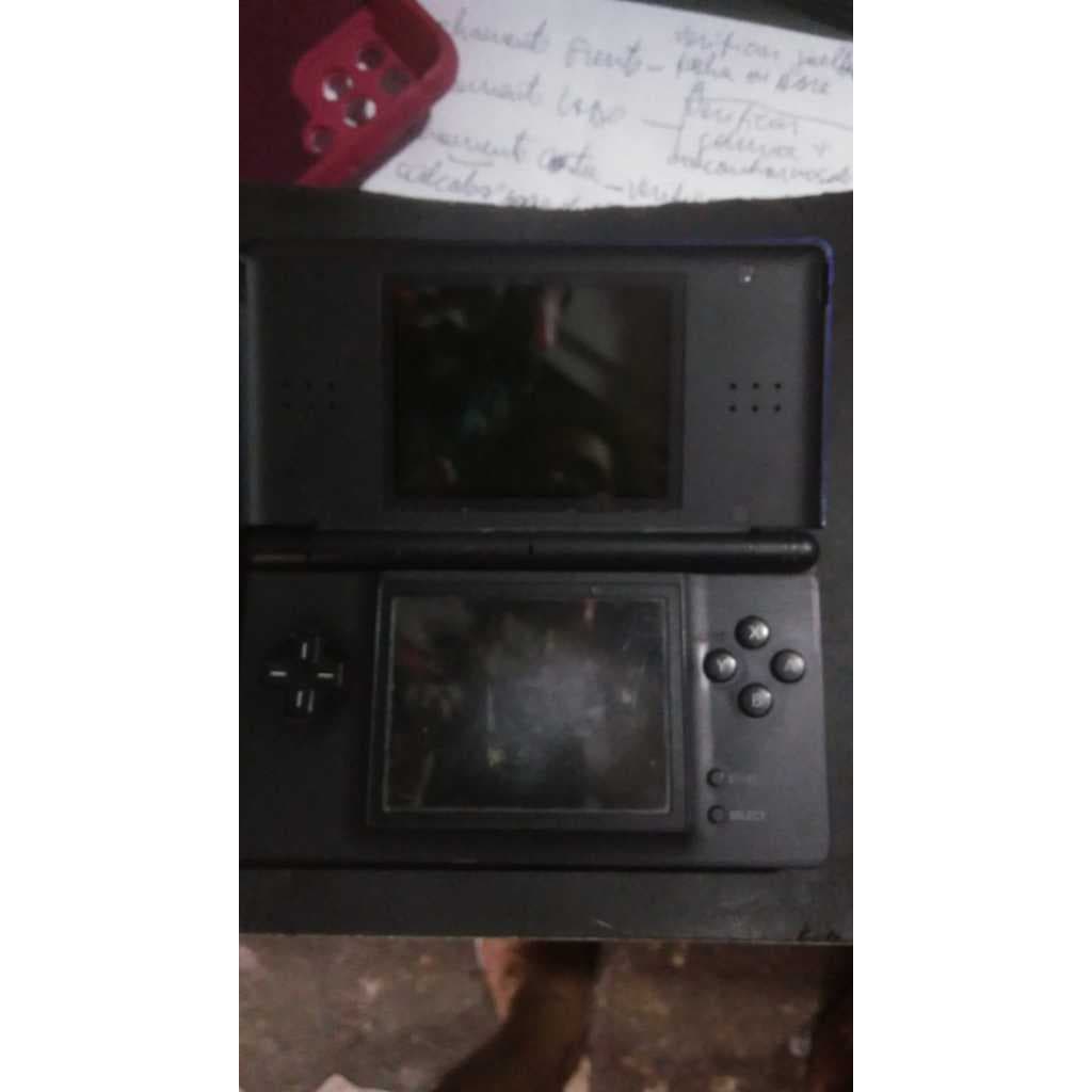 Nintendo_DS_Com_Defeito_para_reposiçao_de_peças_displays_ruins