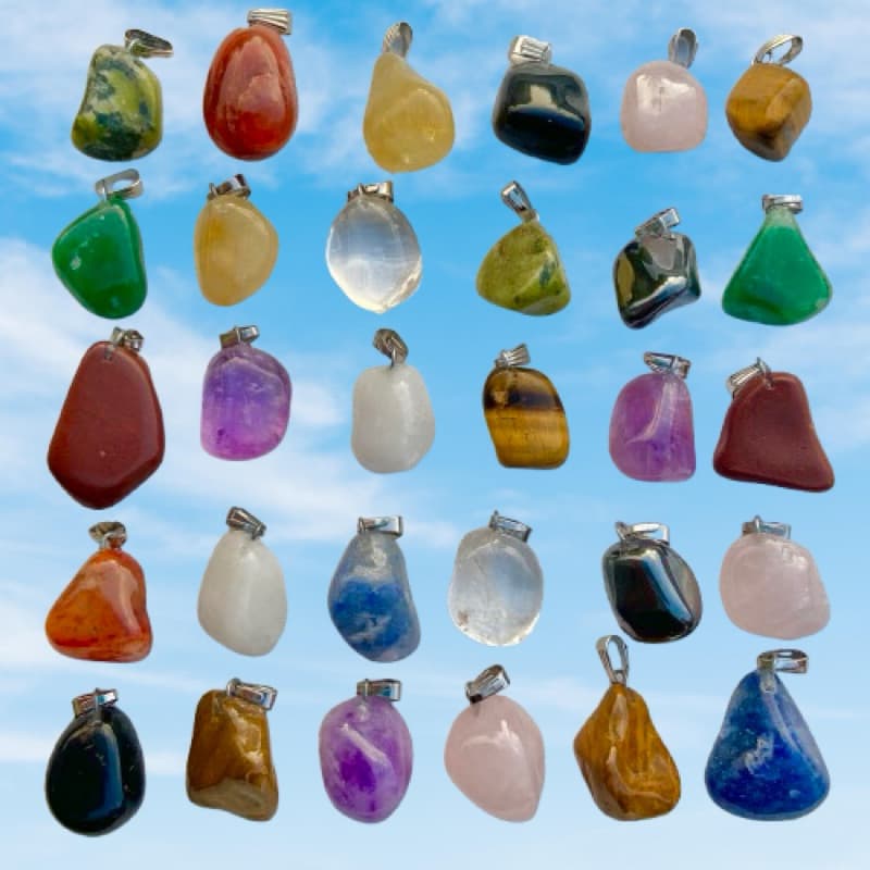 Kit 30 Pingentes Diversos de Pedras Naturais Roladas Apx 2cm