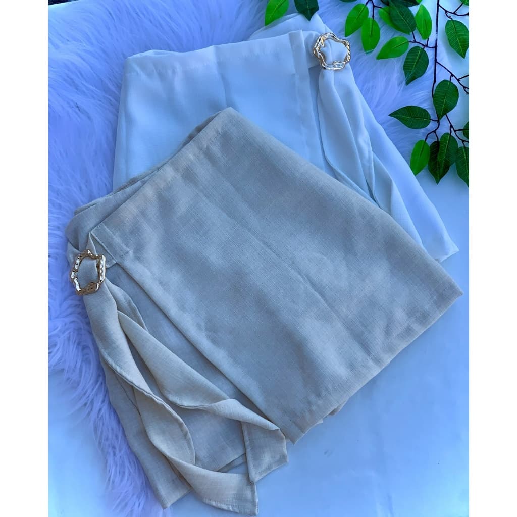 short saia linho forrado linhão elegante detalhes em dourado do PP ao G2