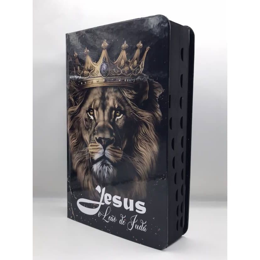 Bíblia Sagrada Tamanho Grande com Harpa Palavras de Jesus em Vermelho Capa Dura Leão De Judá REI