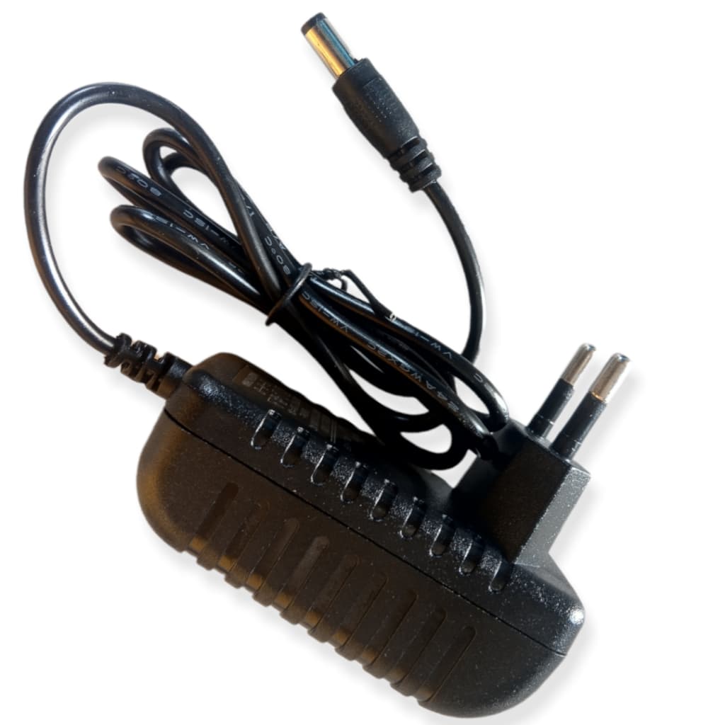 Carregador 16.8v / 2a  Para Cél Lítio Li-ion 3,7v 4s