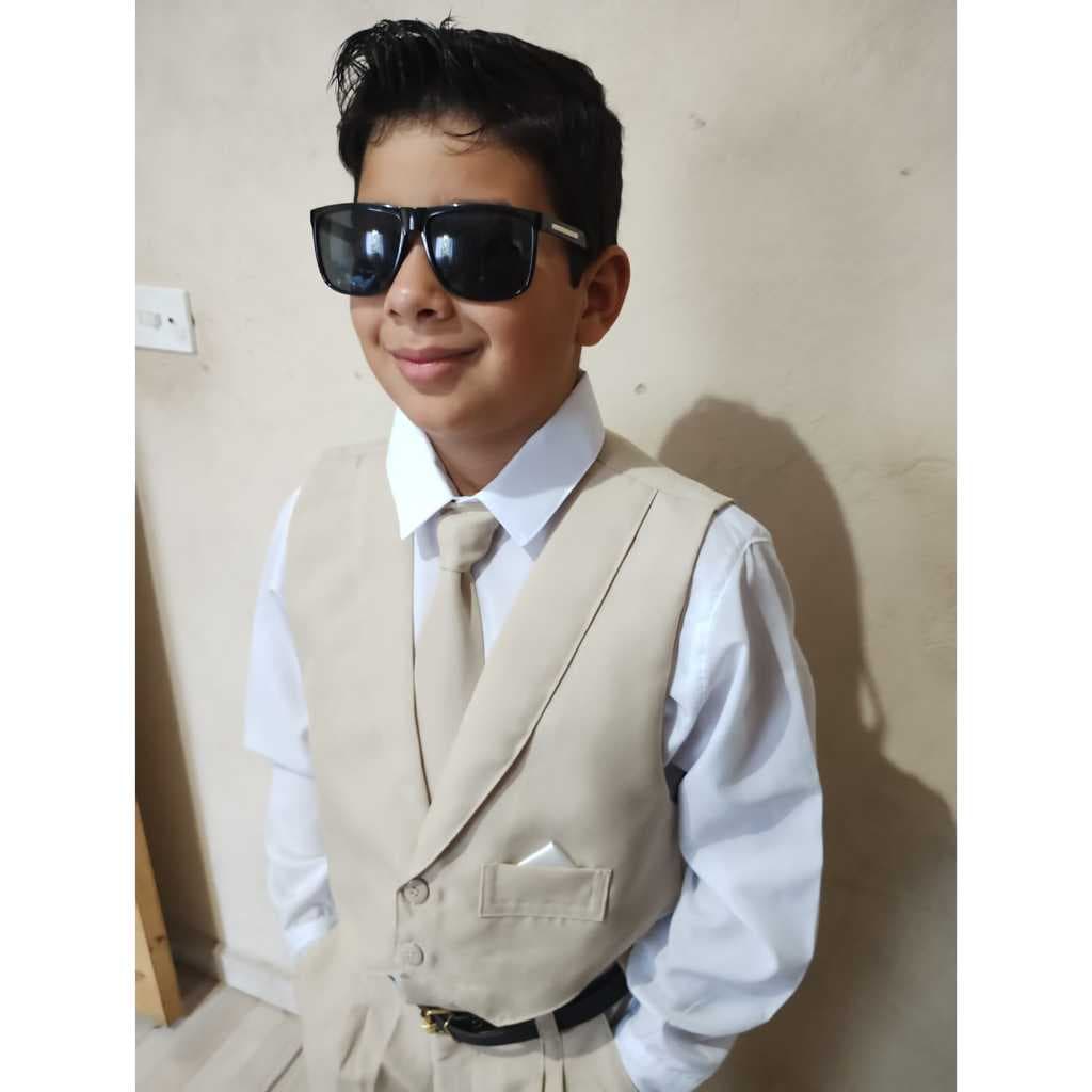 Conjunto Com Colete Social Estilo Terno-com 5 Itens