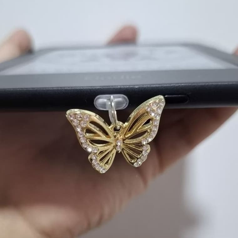 Plug Anti Poeira com Pingente Charm – Para Kindle, Tablet e Celular Tipo C Vários modelos pronta entrega