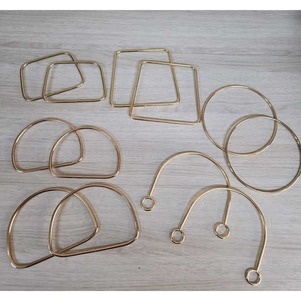 Par de Alça de Metal dourada para bolsas