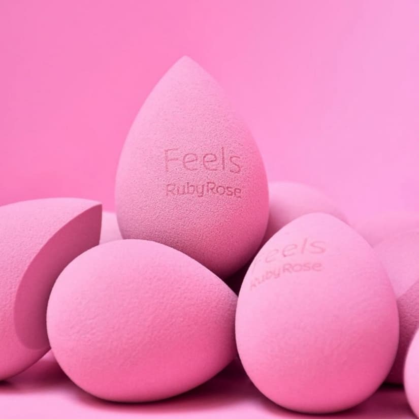Kit 2 Esponjas de Maquiagem Ruby Rose Feels Mood e Soft Blender, Alta Precisão e Acabamento Natural