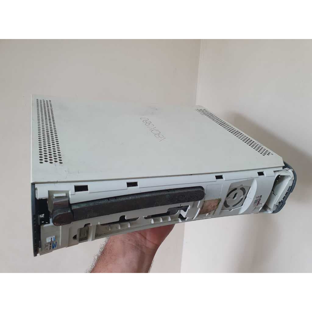Xbox 360 Fat Somente O Console Com Defeito A2