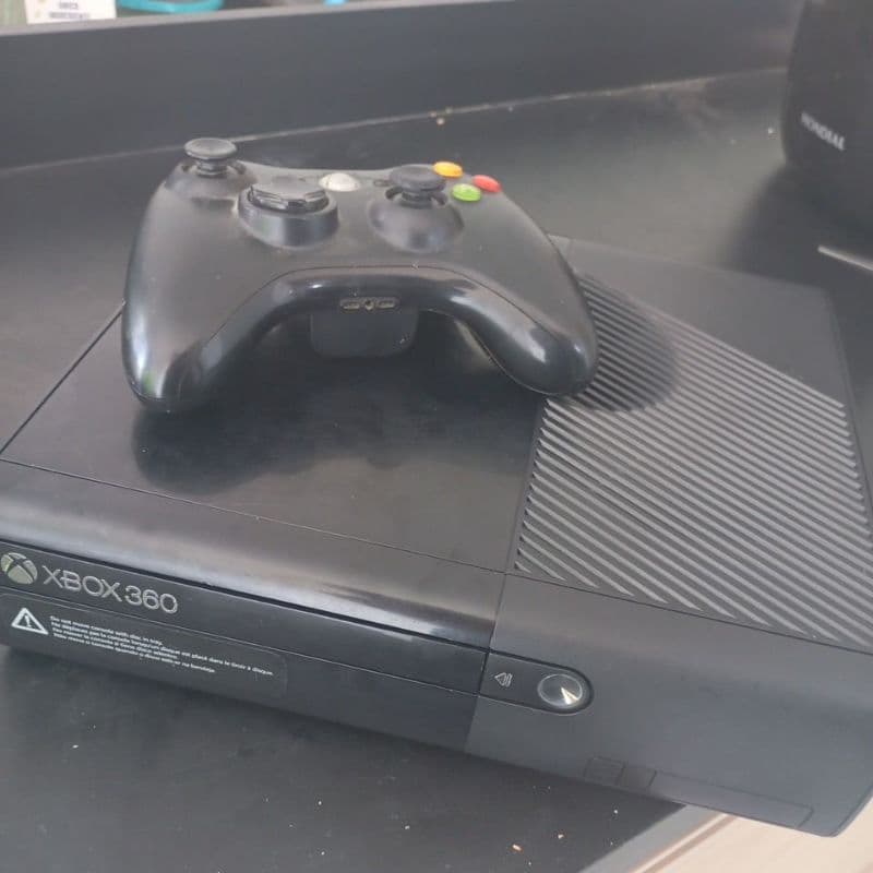 Xbox 360 desbloqueado (valor negociável)