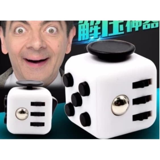 Cubo De Rubik Brinquedos  Ajuda A Aliviar O Estresse Para Adultos E Crianças ww-555