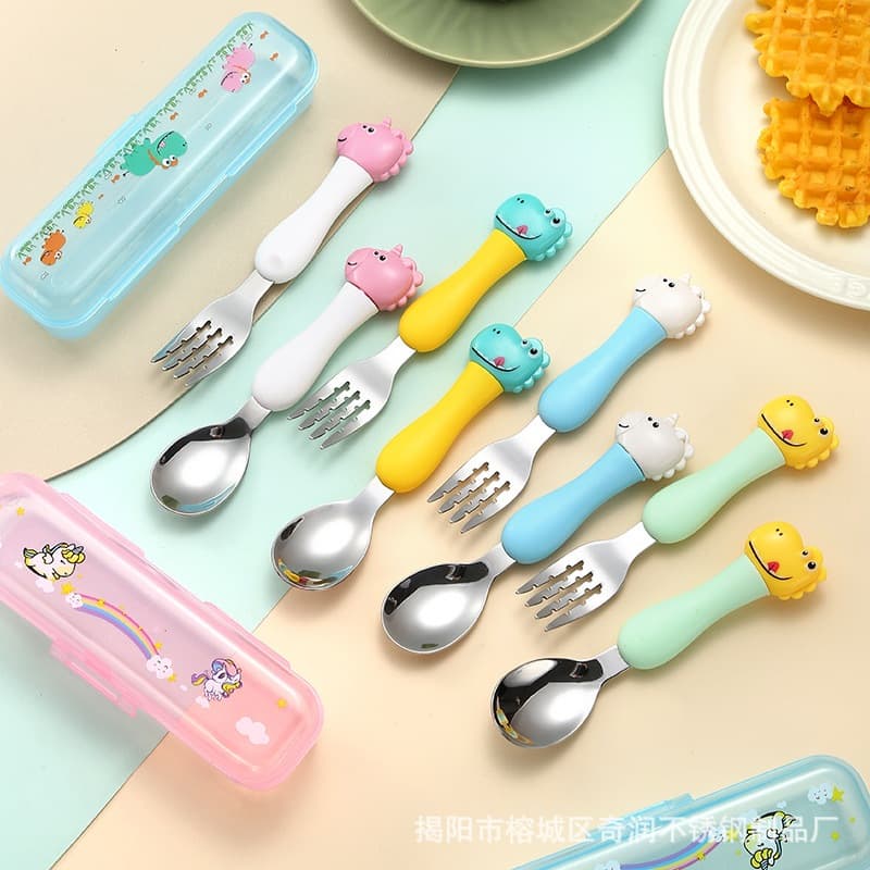 Talheres Infantil Dinossauro com Estojo – Garfo e Colher em Aço Inoxidável Leve, Seguro e Super Fofo