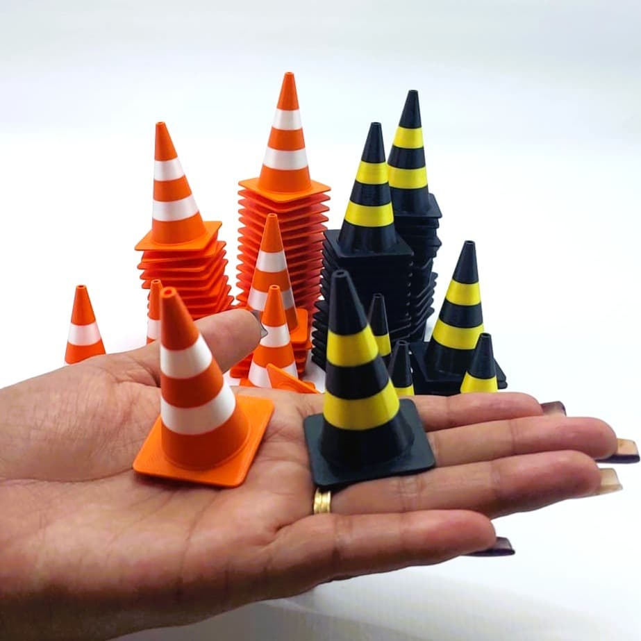 CONES MINIATURA, CONES 5 CM ,cone para diorama 5 centímetros, fabricado em impressão 3d.