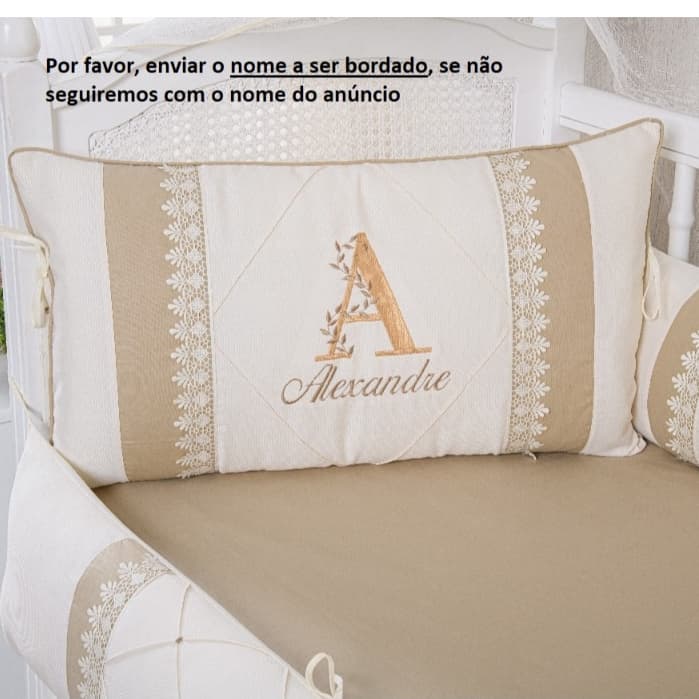KIT PARA BERÇO 519 - PERSONALIZADO COM NOME DO SEU BEBÊ FUNDO PALHA COM DETALHE EM BEGE - COM SAIA