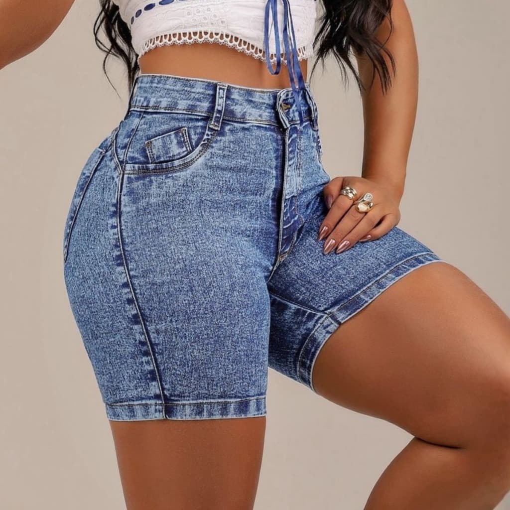 Short Meia Coxa Jeans Marmorizada Com Lycra Modelo Levanta Bumbum Bermuda