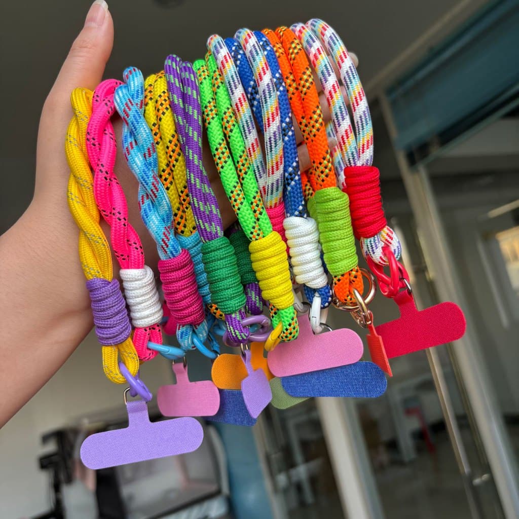 Pulseira Cordão Para Celular Universal Salva Celular e Alça Para Garrafa e Chaveiro