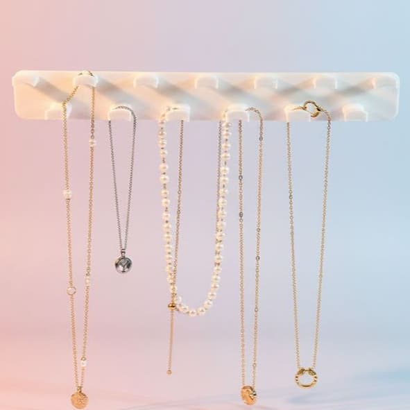 Organizador Porta Colar Parede Bijuteria Com Dupla Face Decoração Plástico Resistente