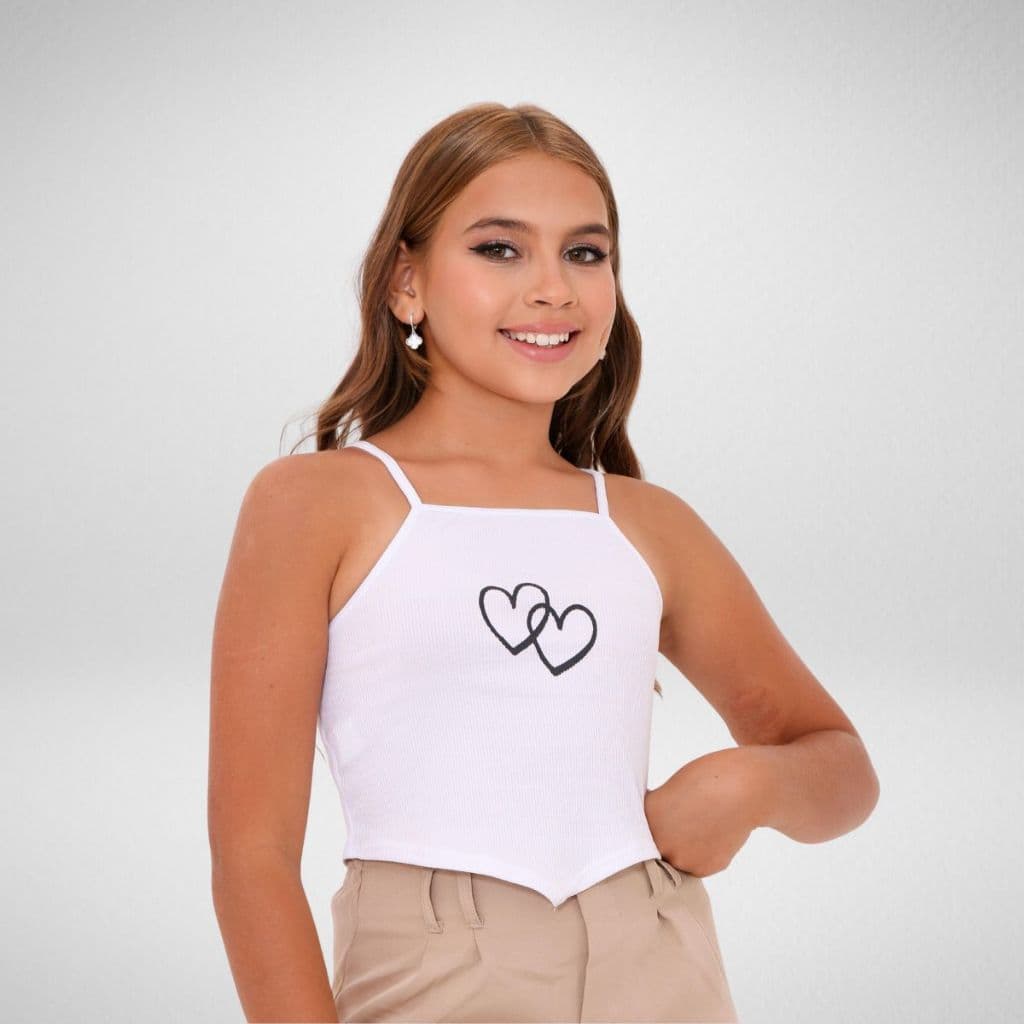Cropped Infantojuvenil com Estampa de Coração Canelado Moda Feminina
