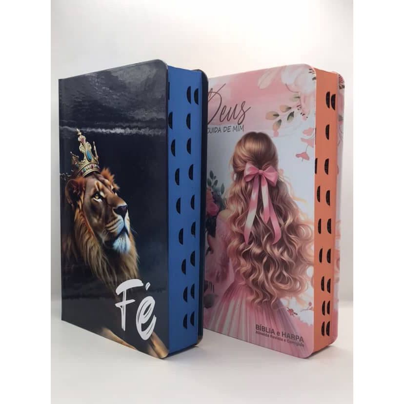 Kit 2 Bíblias Sagrada Tamanho Grande com Harpa Palavras de Jesus em Vermelho Capa Dura (Kit 70)