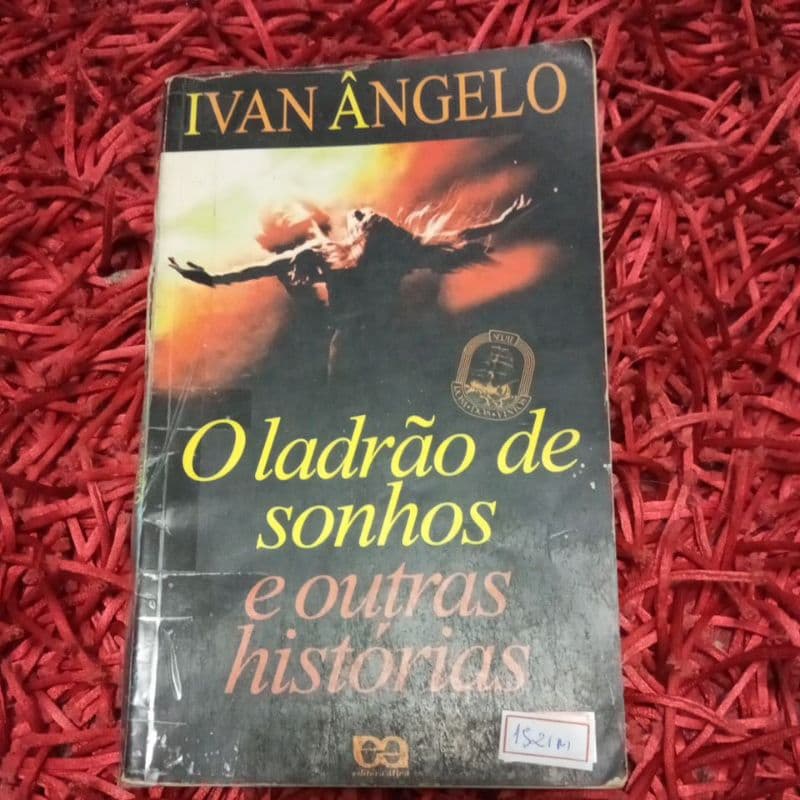 O ladrão de sonhos e outras histórias Ivan Angelo (1521m)