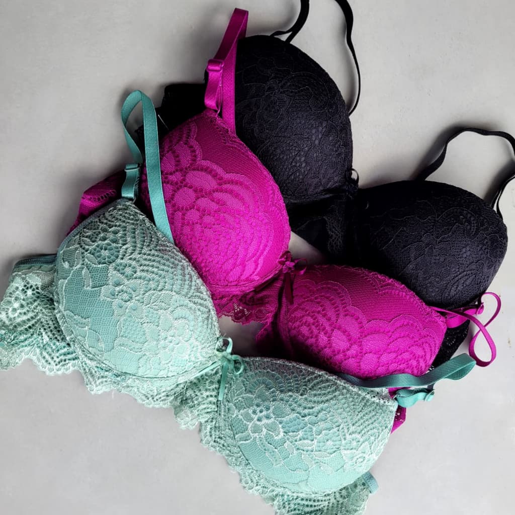 kit com 3 sutiãs de renda sutien com aro lingerie confortável Sutia básico com bojo