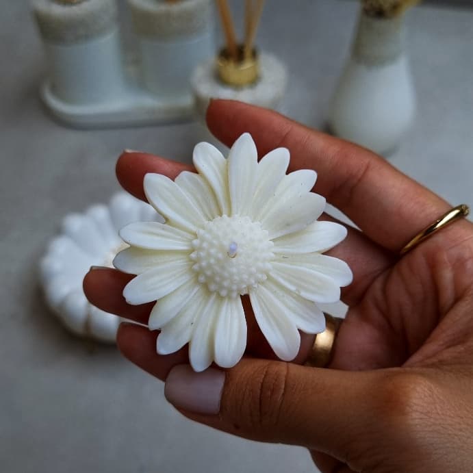 vela margarida flor decorativa aesthetic minimalista lembrancinhas