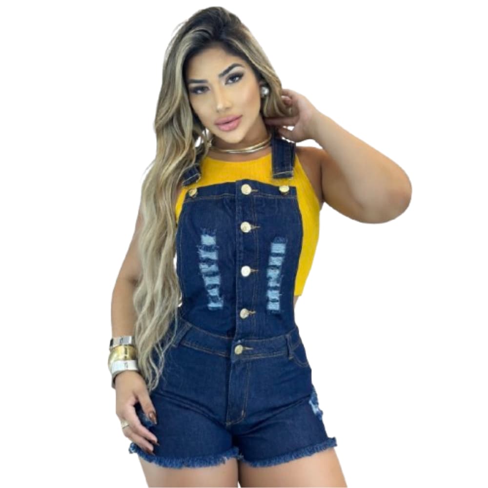 Jardineira jeans, perna desfiada.