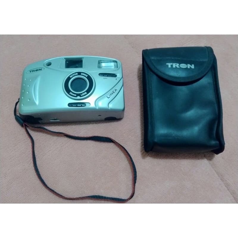 Camera analógica Tron Linea.