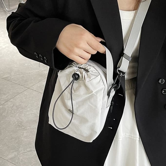 Bolsa mochila multifuncional lançamento novo bolsa para telefone estilo bolsa de ombro feminina