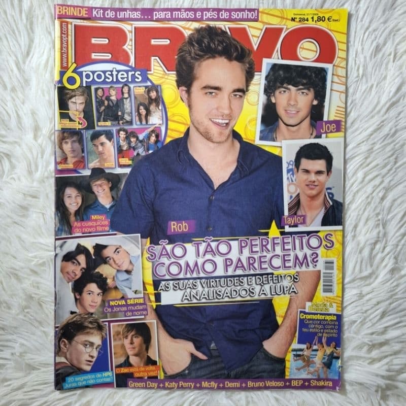 Revista Bravo Importada Robert Pattinson-Demi Lovato,Selena Gomez,Jonas Brothers,Hannah Montana,Harry Potter,Tokio Hotel