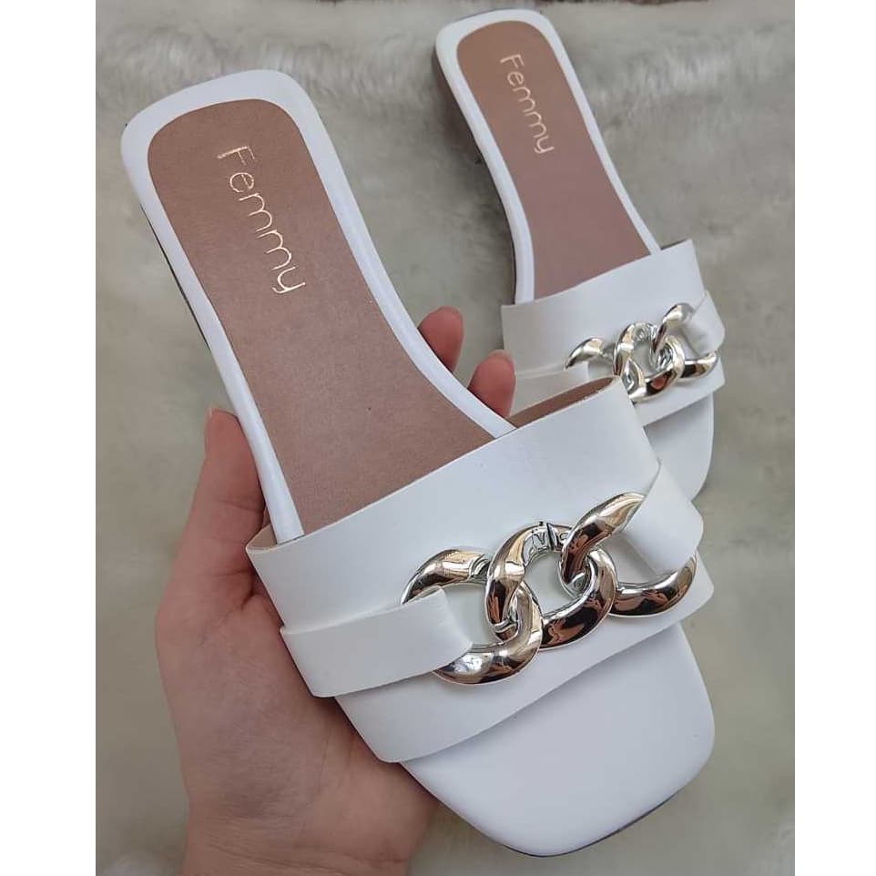 Sandália Rasteirinha com Acessórios Prateado – Solado antiderrapante, Preto e Branco - Elegância Sem Saltos! Do 34 ao 39