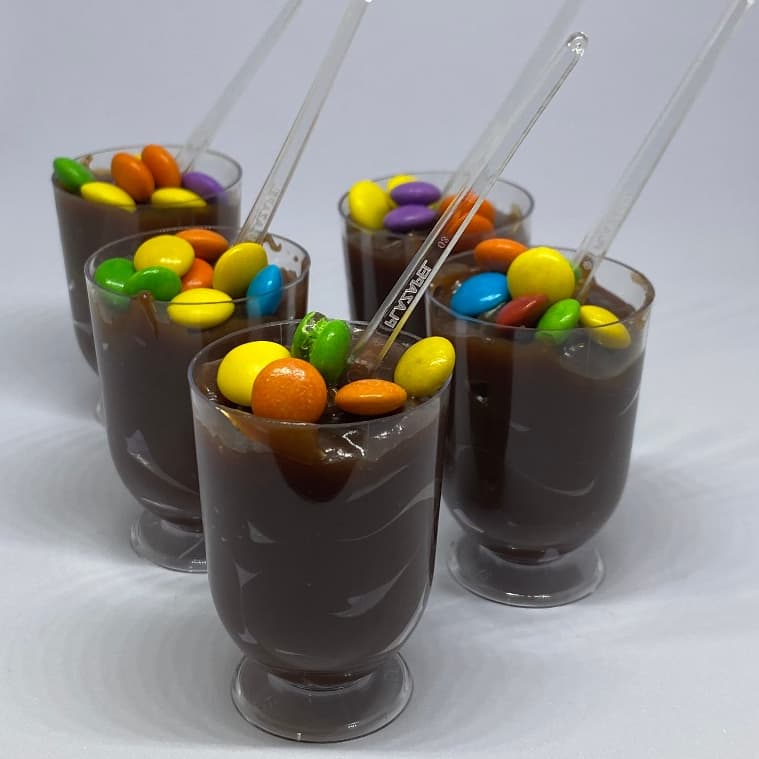 Kit 150 Taças Acrílicas + Colherzinhas Para Sobremesas Brigadeiros Doces Festa De Aniversário 30ml