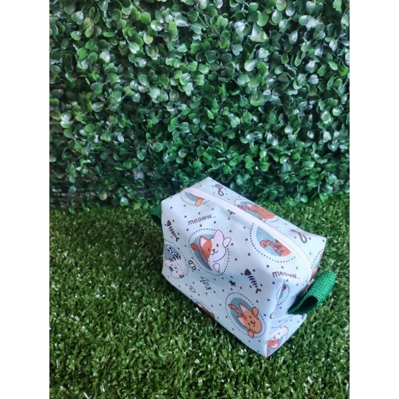 mini nescessarie porta absorvente ou objetos tamanho (P) 14 x 18,com 7 de largura