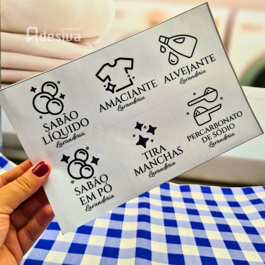 Adesivo Transparente para Lavanderia 7x7cm Sabão Líquido, Sabão em Pó, Amaciante e Tira Manchas