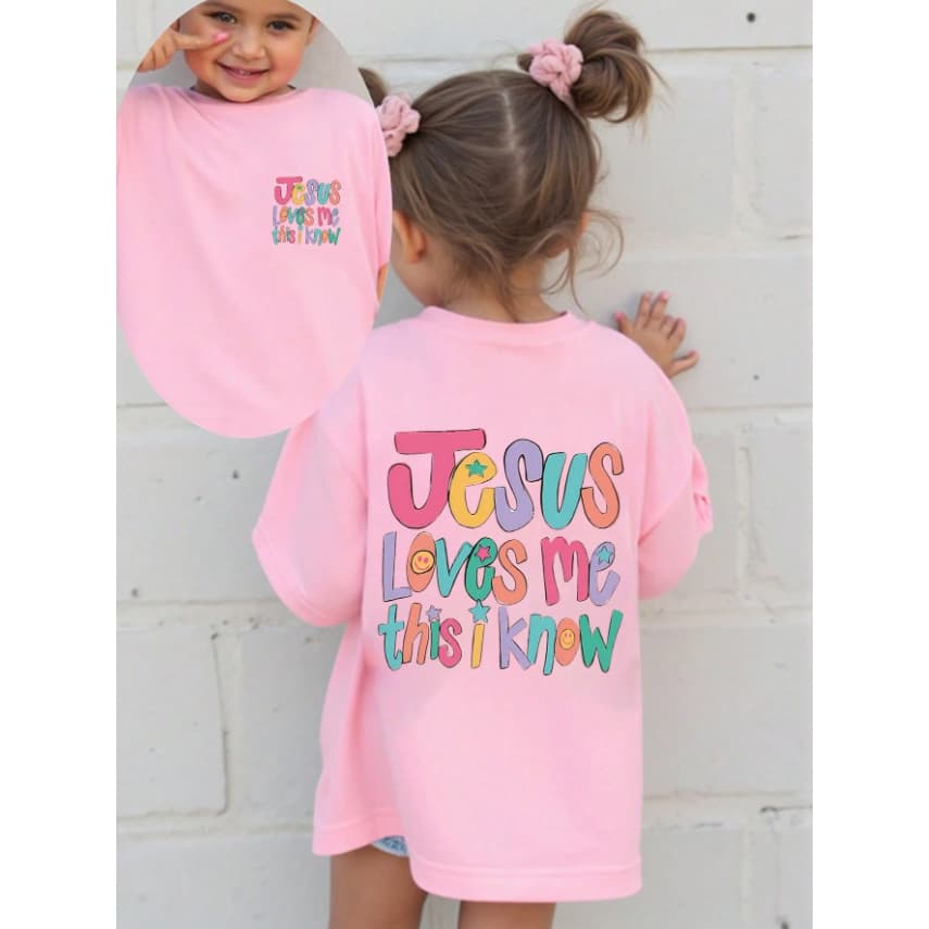 Camiseta Infantil “Jesus Loves Me” – Fé, Cor e Alegria - Unissex - 100% Algodão, 30.1
