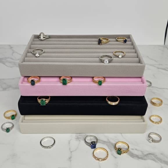 Organizador de Anéis em Veludo - Modelo Bandeja