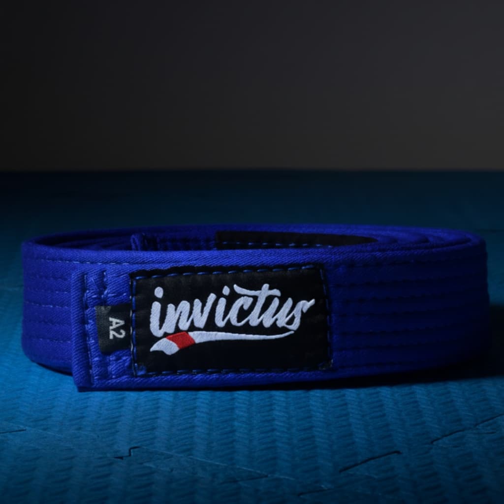 Faixa azul PERFEITA para  jiu jitsu | ENVIO IMEDIATO - Invictus