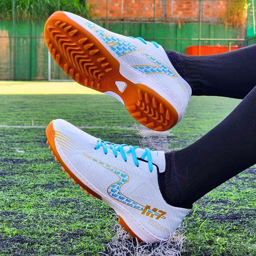 Chuteira Masculina e Fem Futebol Society Leve Resistente Costurada Alta Qualidade Oferta Promoção Envio Imediato