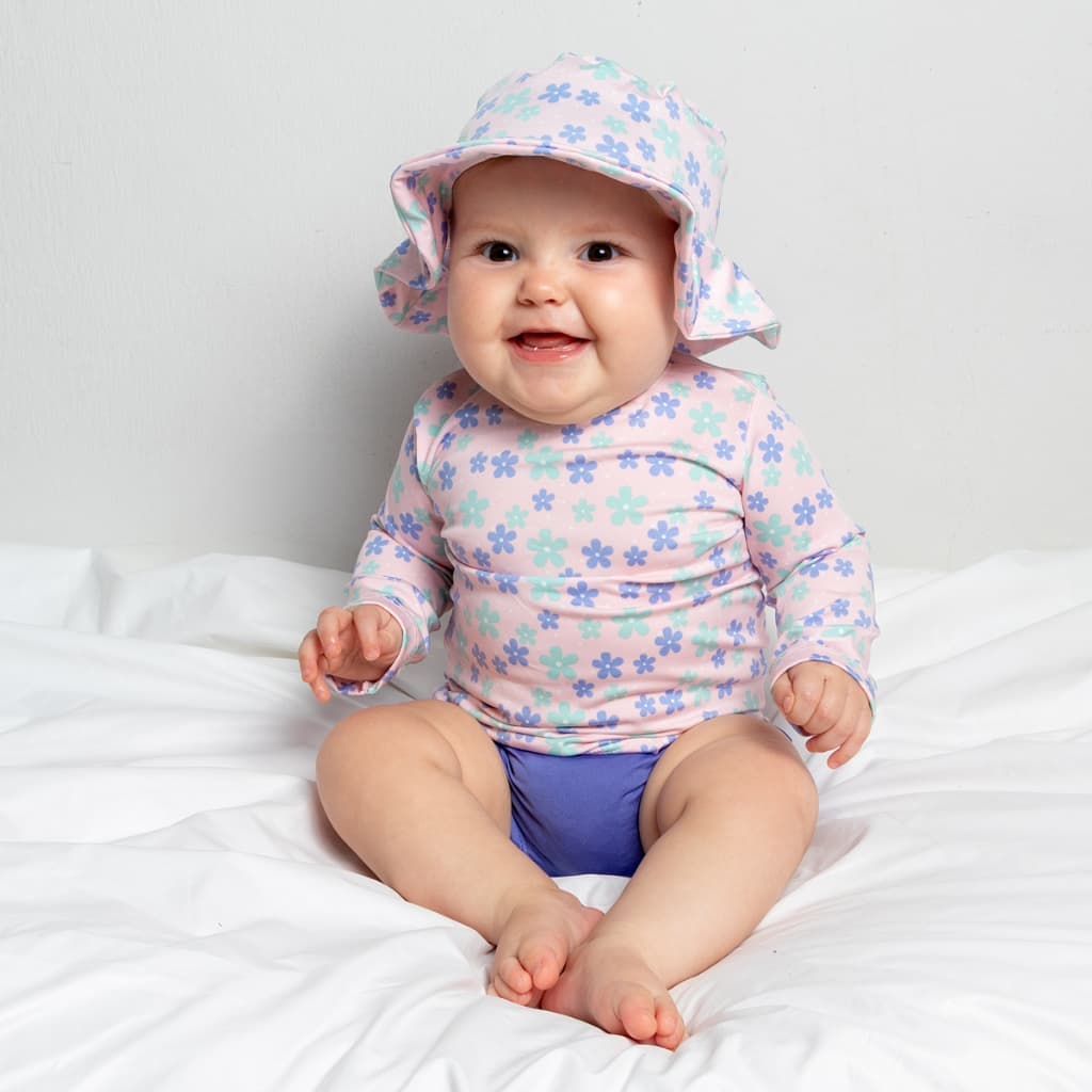 Kit Praia 3 Peças Blusa Tapa Fralda e Chapéu com Proteção UV50+ Verão Piscina Menina Natação