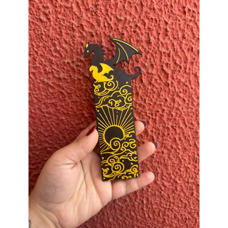 Marcador de página quarta asa preto com dourado Dragão feito em impressora 3D