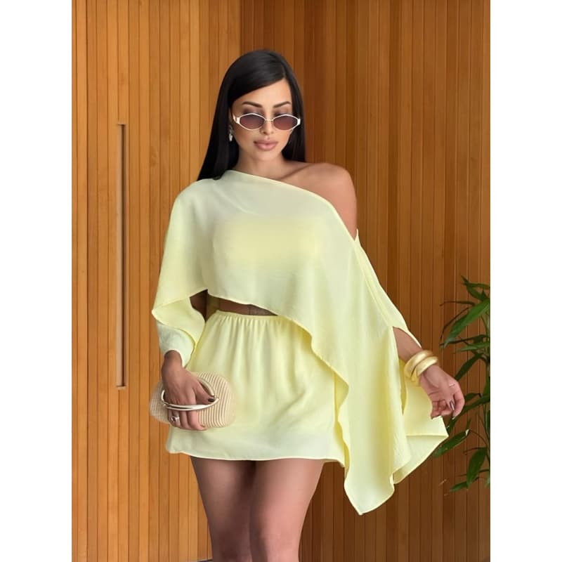 Conjunto 3 Peças Short Saia Dunas Com Capa E Cropped