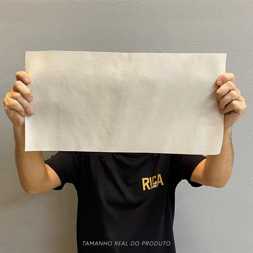 Painel de Couro Genuíno Tipo Fly 25x50cm – Placa Natural e Macia - Retalho 10/12 linhas - Cor: Off White