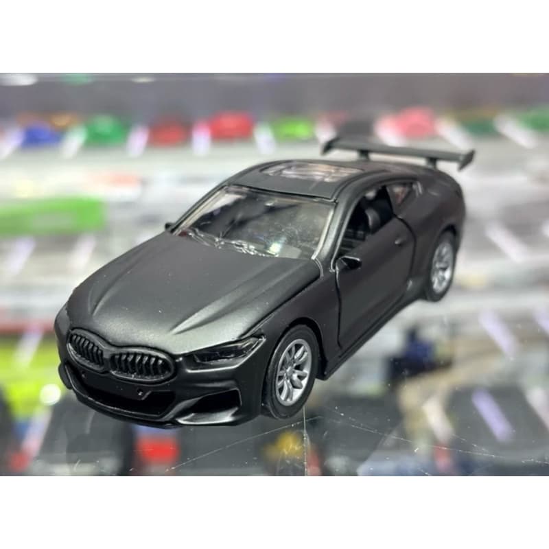 miniatura   de carrinho BMW M4