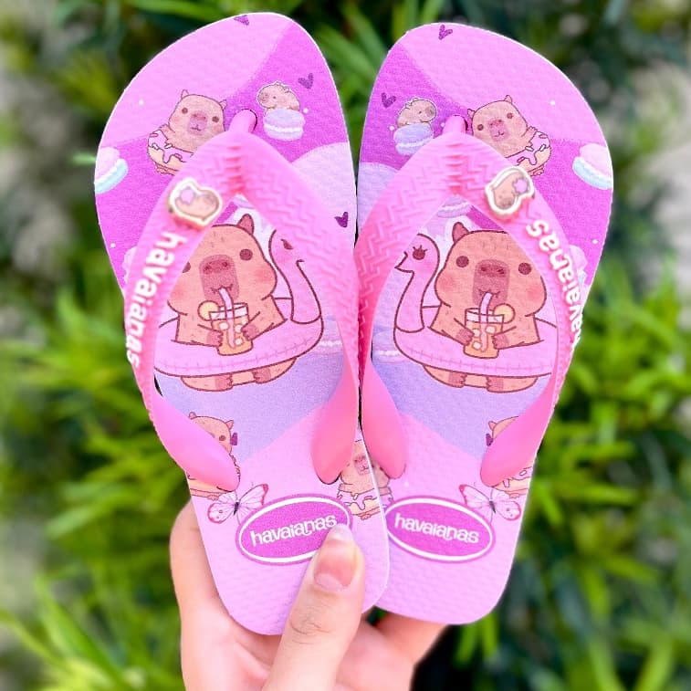 Sandália Feminina Infantil Capivara Fofa