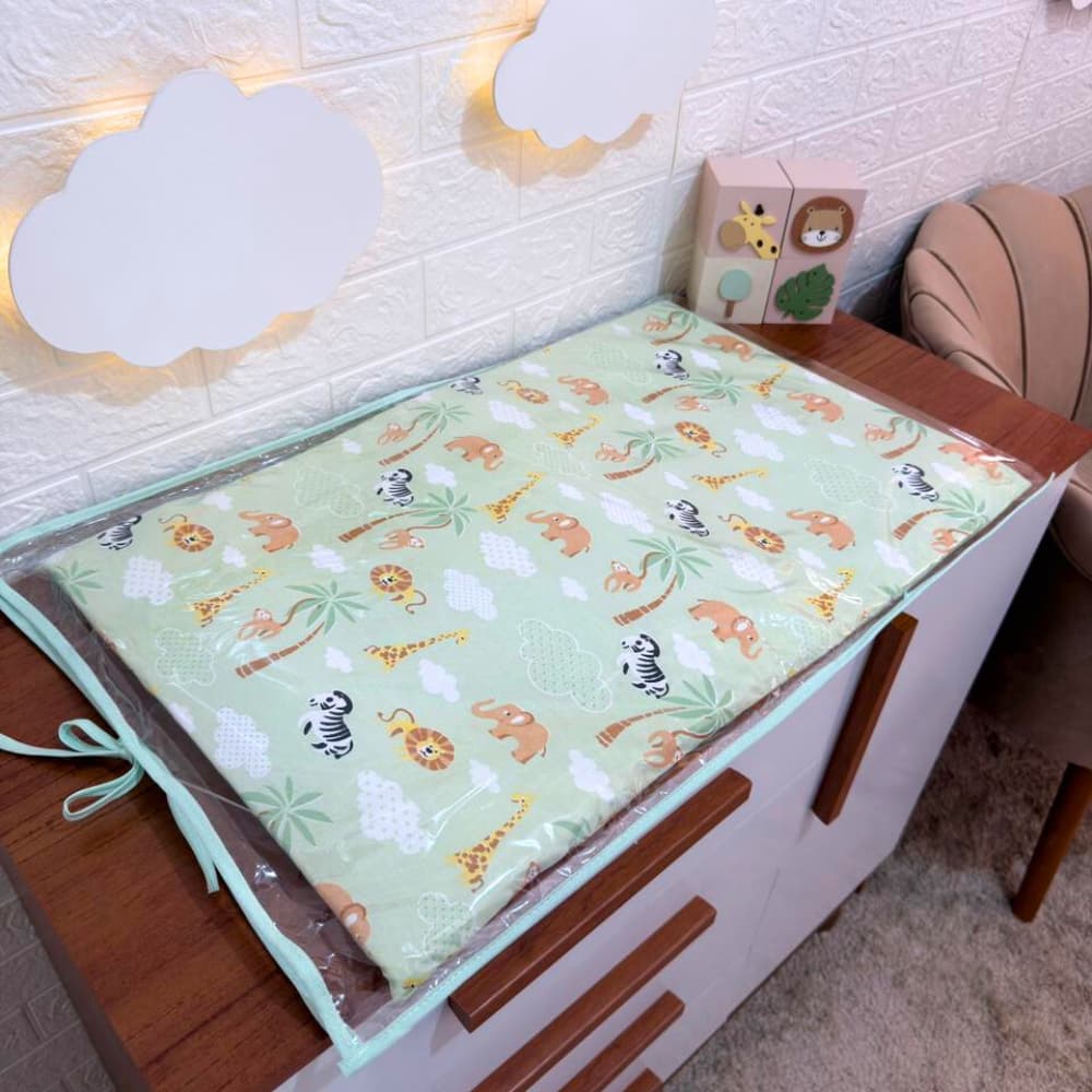 Trocador de Cômoda para Bebê com Plástico Impermeável