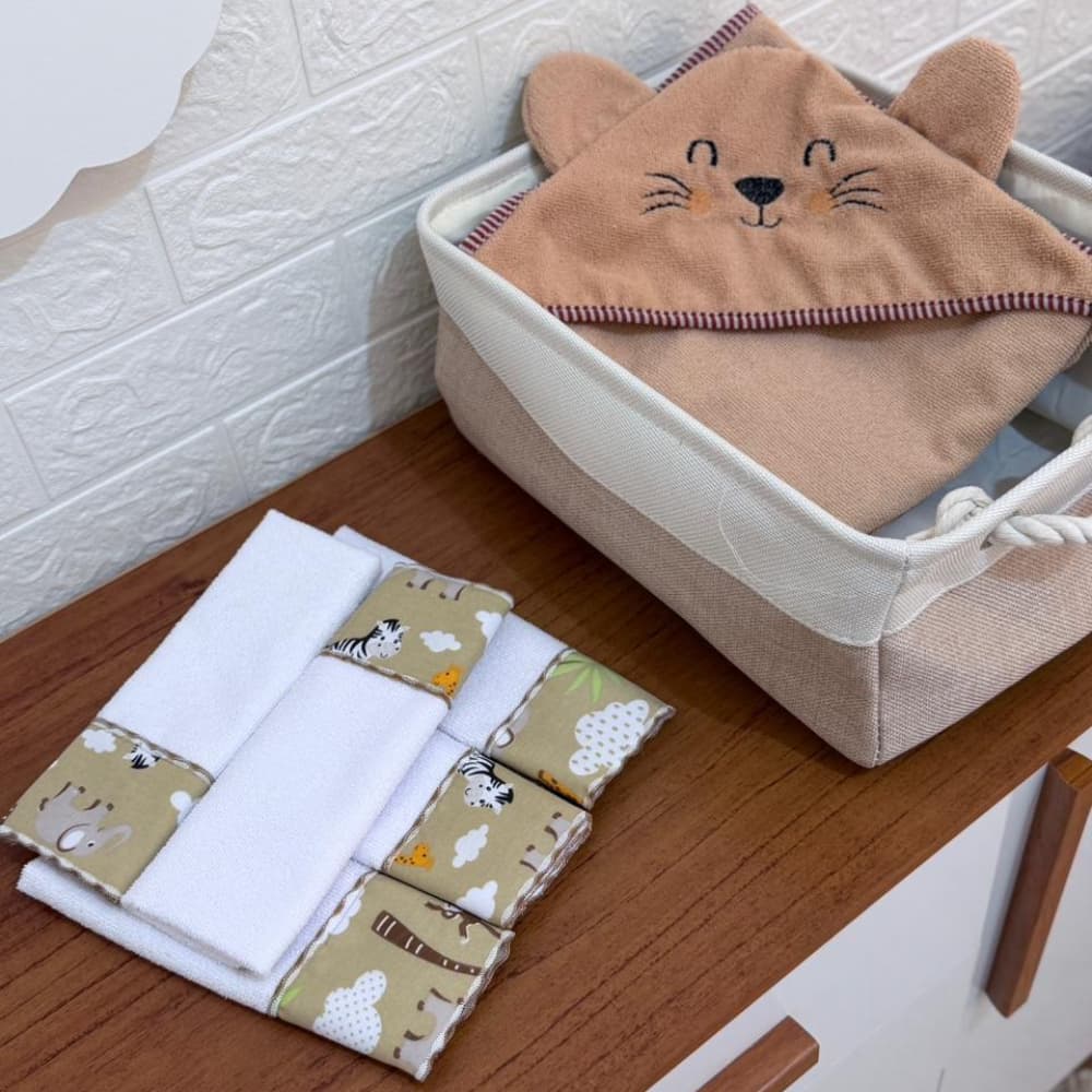 Toalha de Banho com Capuz Forrado com Orelhinhas + 5 Toalhinhas de Ombro Higiênico Atoalhado Safari