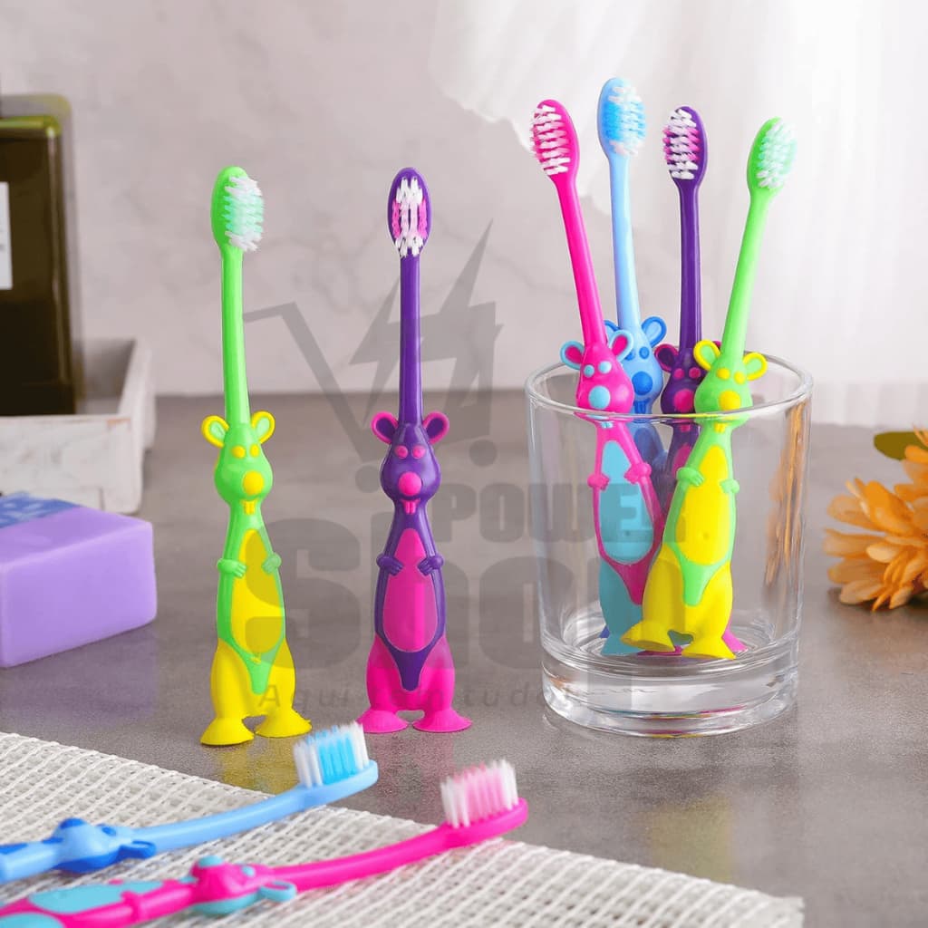 Kit 12 Unidades Escova Dental Infantil Macia Coloridas com Capa Protetora e Ventosa Escova de Dente