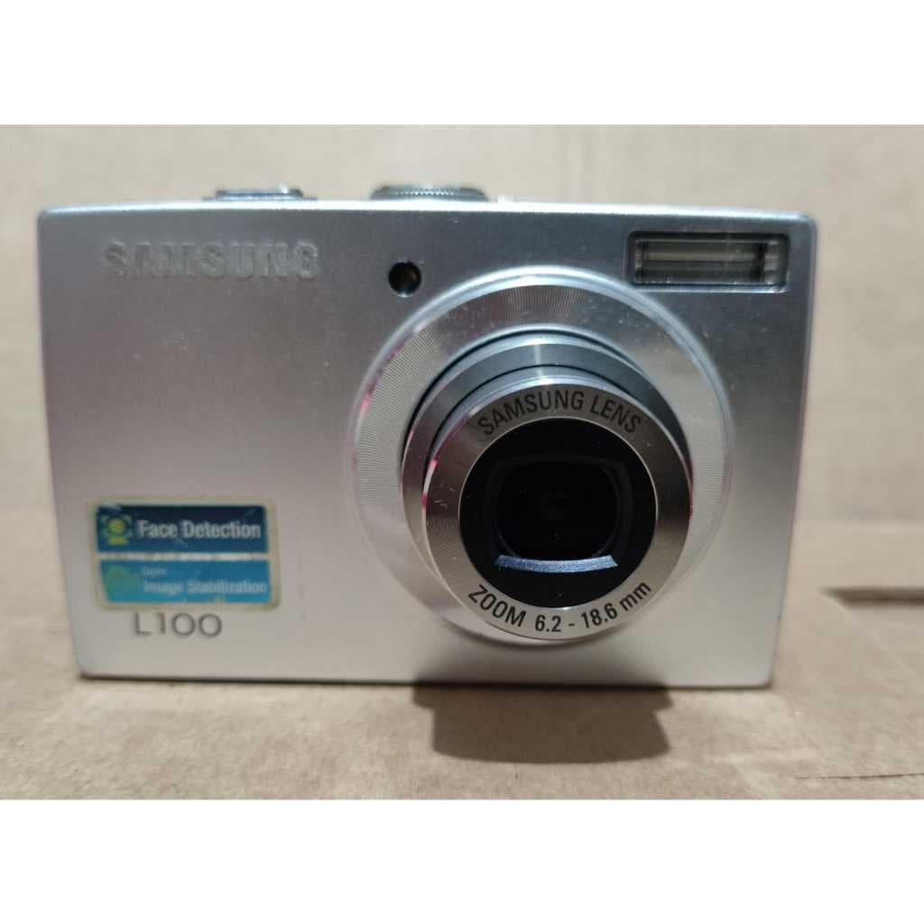 Câmera Digital Samsung L100 8.2MP 3x - Prata c/cartâo e bateria