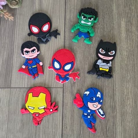10 A 50 UNIDADES - Apliques Emborrachados Super-Hérois (Não é boton de calçado)